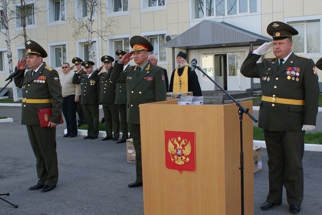 В Хабаровском крае за хорошую службу наградили военнослужащих из Осетии Постоянн