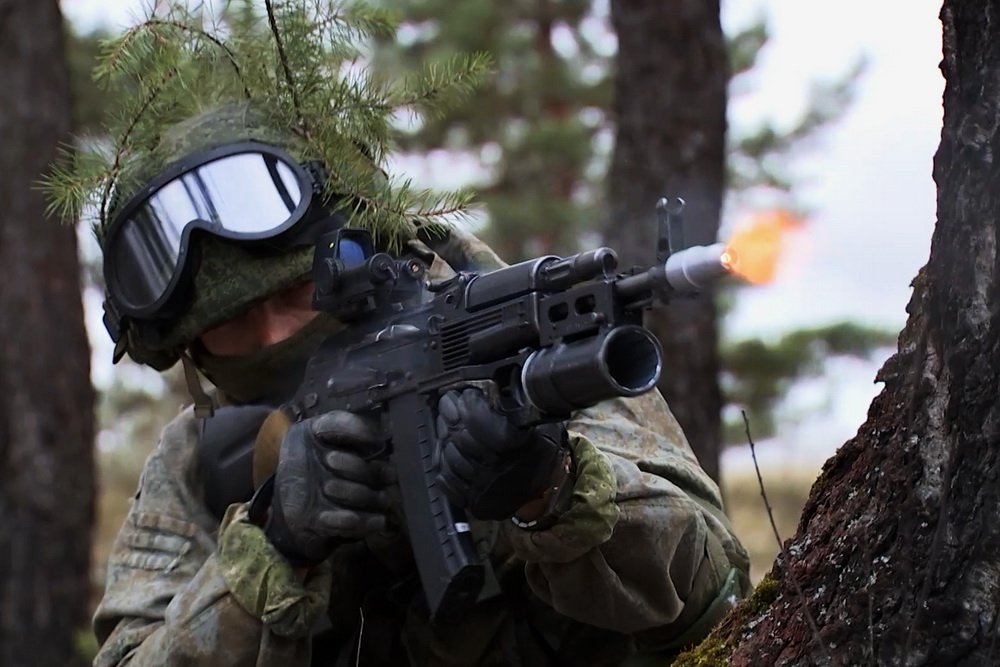 Картинки разведчиков. Военная разведка России. Военная разведка войска РФ. Разведчик военной разведки. Разведывательные войска.