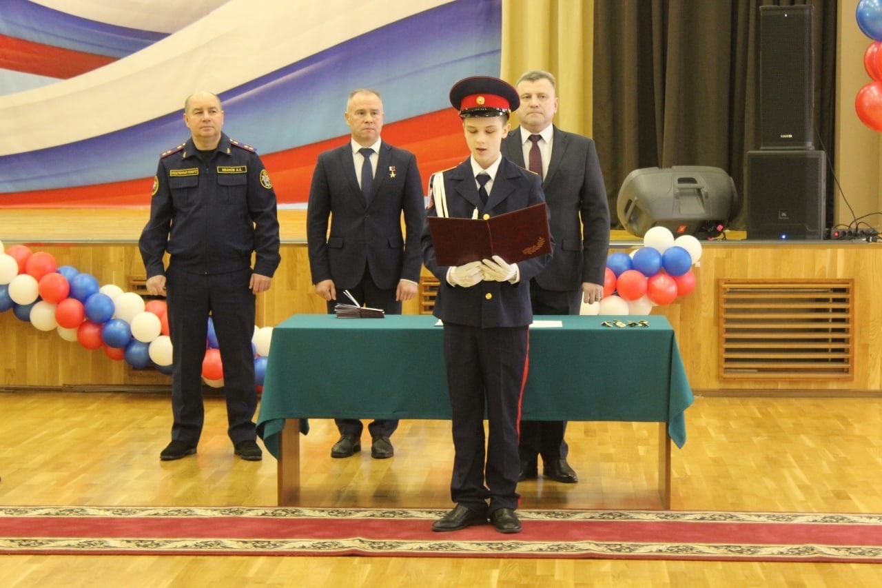 Этот текст размыт и вы не сможете его прочитать.